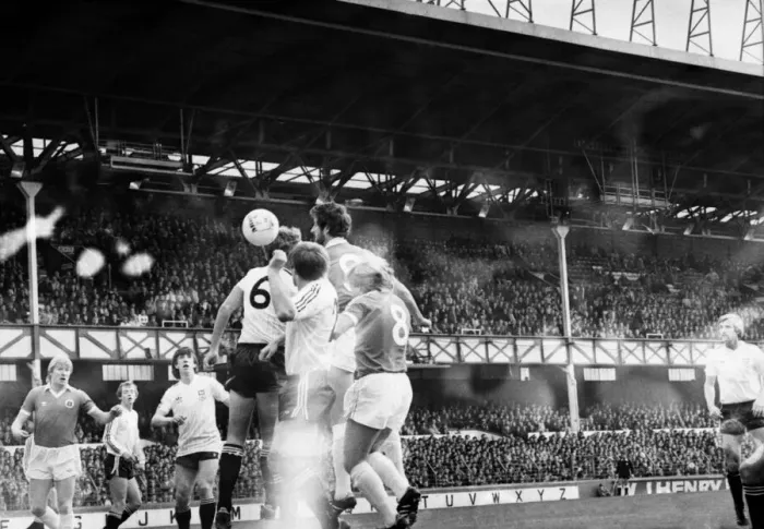Framed Print : Everton 2 v. Ipswich 1. October 1981 MF03-23-001 Local Caption Division 1 Framed Print : Everton 2 v. Ipswich 1. October 1981 MF03-23-001 Local Caption Division 1