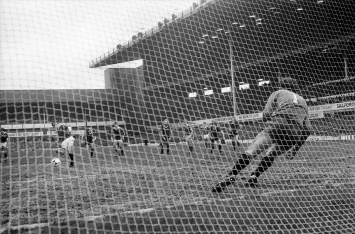 Framed Print : Everton 2 v. Manchester City 2. March 1981 MF01-40-063 F. A Cup Framed Print : Everton 2 v. Manchester City 2. March 1981 MF01-40-063 F. A Cup