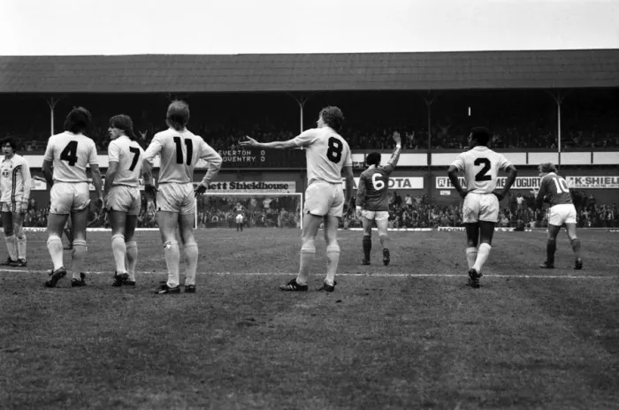 Framed Print : Everton 3 v. Coventry 0. Division One Football. February 1981 MF01-32-021 Framed Print : Everton 3 v. Coventry 0. Division One Football. February 1981 MF01-32-021