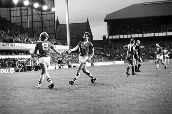 Everton 3 v. Leicester City 0. November 1984 MF18-08-098