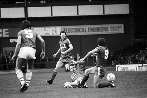 Everton 3 v. Leicester City 0. November 1984 MF18-08-114