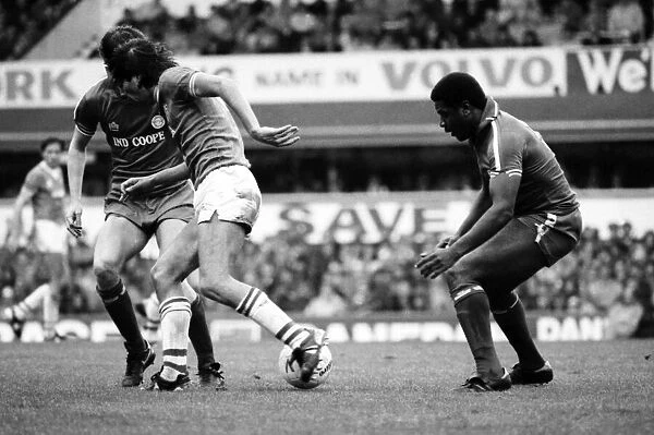 Everton 3 v. Leicester City 0. November 1984 MF18-08-055