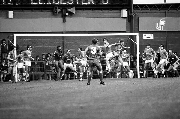 Everton 3 v. Leicester City 0. November 1984 MF18-08-045