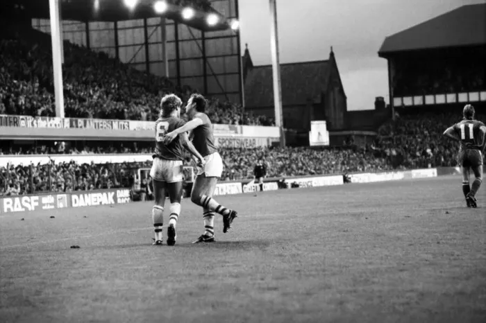 Framed Print : Everton 3 v. Leicester City 0. November 1984 MF18-08-099