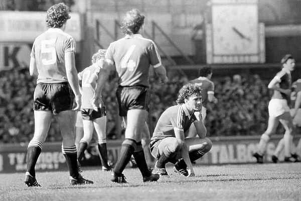Everton 3 v. Manchester United 3. April 1982 MF06-24-036