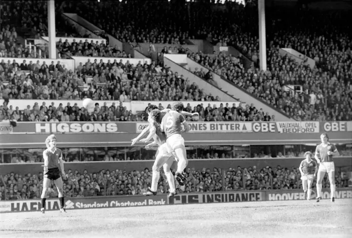 Framed Print : Everton 3 v. Manchester United 3. April 1982 MF06-24-025 Framed Print : Everton 3 v. Manchester United 3. April 1982 MF06-24-025