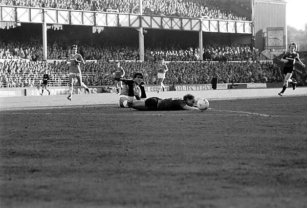 Everton 5 v. Manchester United 0. October 1984 MF18-07-007
