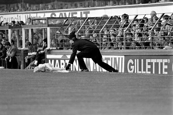 Everton 5 v. Manchester United 0. October 1984 MF18-07-037