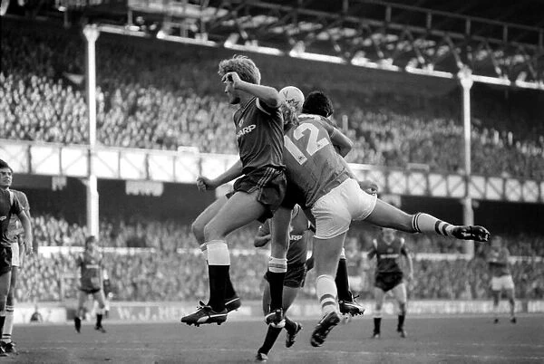 Everton 5 v. Manchester United 0. October 1984 MF18-07-017