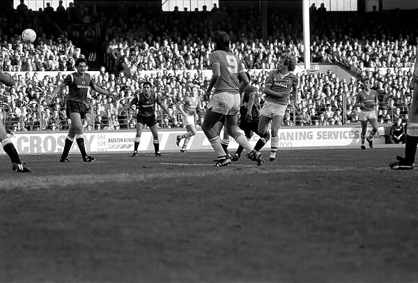 Everton 5 v. Manchester United 0. October 1984 MF18-07-019