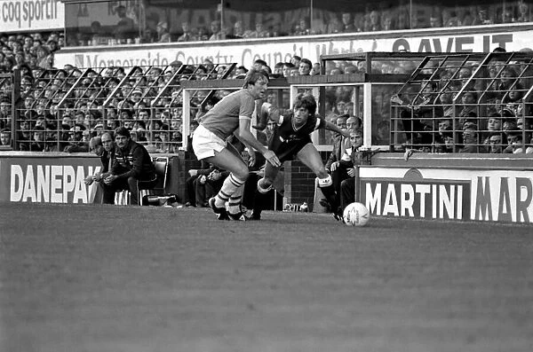 Everton 5 v. Manchester United 0. October 1984 MF18-07-055
