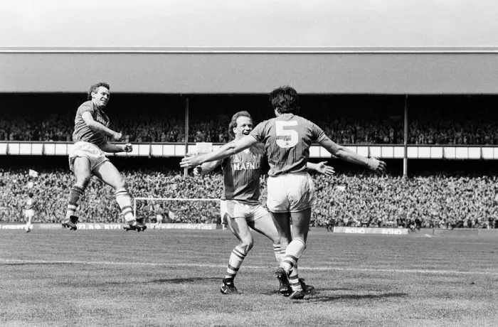 Framed Print : Everton clinched the league title for the eighth time in their history with a 2-0 win Framed Print : Everton clinched the league title for the eighth time in their history with a 2-0 win