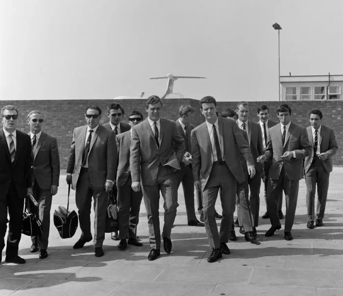 Framed Print : The Everton FA Cup winning team at London airport on their way to Greece Framed Print : The Everton FA Cup winning team at London airport on their way to Greece