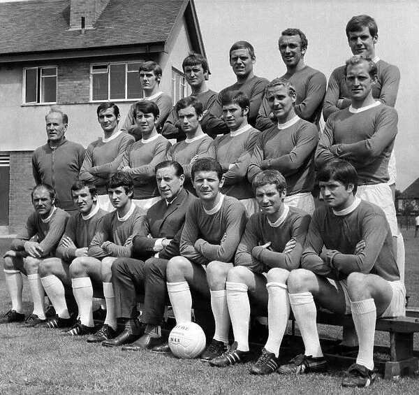Everton football team and manager Harry Catterick. Circa July 1967
