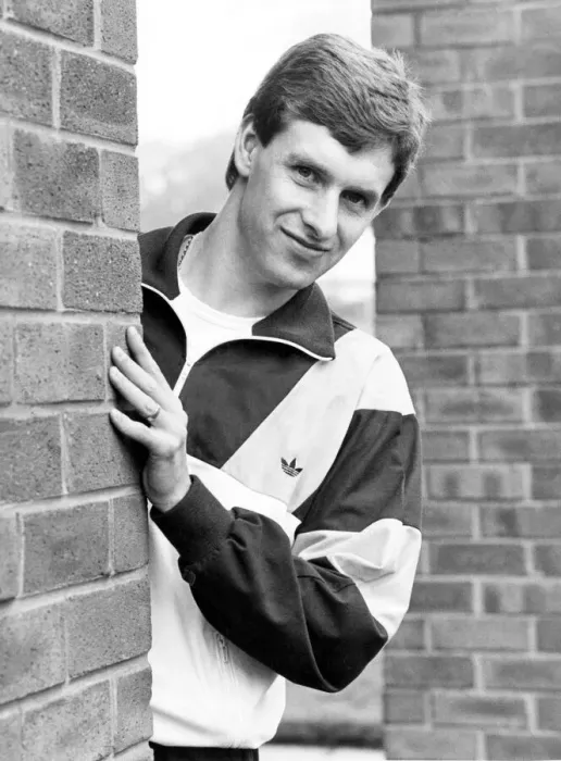 Framed Print : Everton footballer Kevin Sheedy at a club training session. 19th May 1985 Framed Print : Everton footballer Kevin Sheedy at a club training session. 19th May 1985