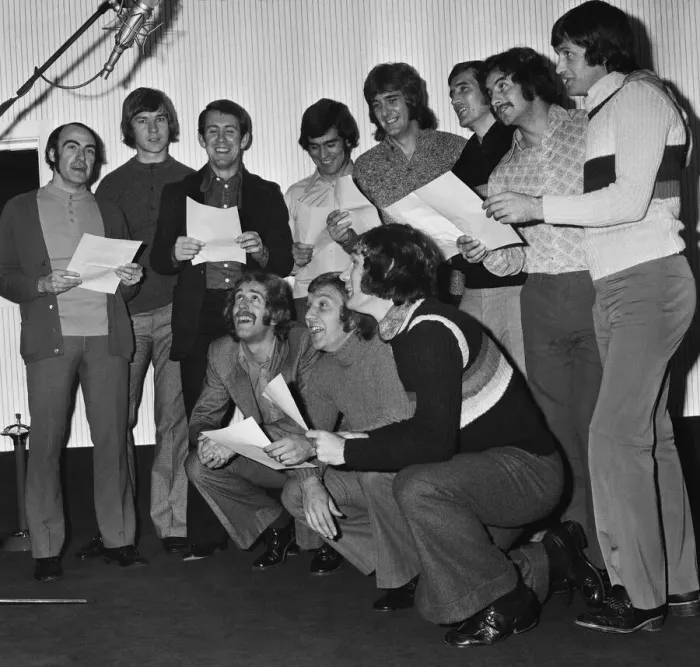 Framed Print : Everton players cut a disc For Ever Everton'at the Strawberry Studios in