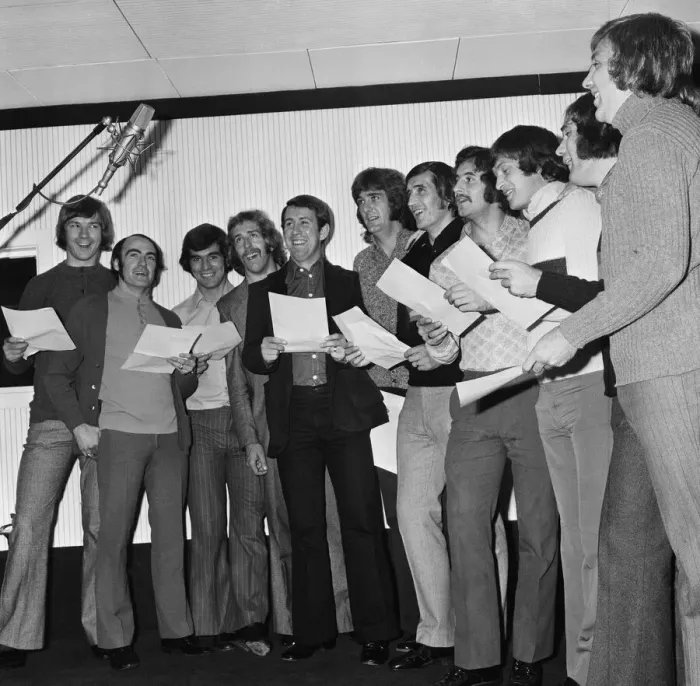 Framed Print : Everton players cut a disc For Ever Everton'at the Strawberry Studios in