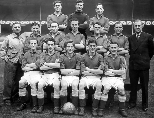 Everton players pose for a group photograph, March 1953