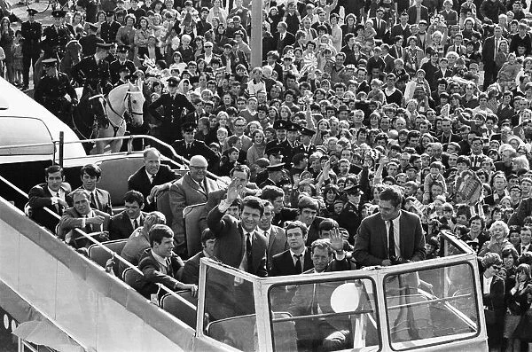 Everton players return home after losing the 1968 FA Cup Final to West Bromwich Albion