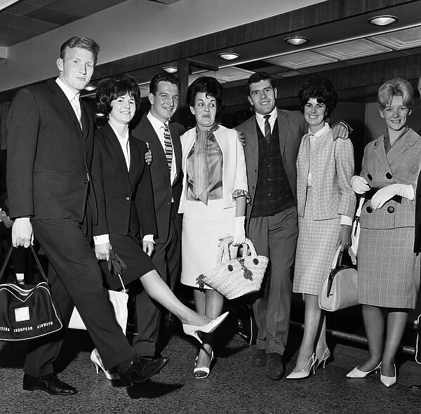 Everton players and wives at Ringway airport, Manchester bound for Torremolinos