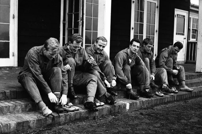 Framed Print : Everton at a special training for their third cup tie with Sheffield Wednesday at their Framed Print : Everton at a special training for their third cup tie with Sheffield Wednesday at their