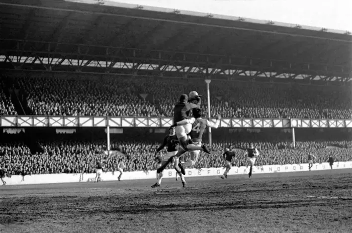 Framed Print : Everton v. Arsenal: West punches away corner kick from McLintockIs head with Hurst Framed Print : Everton v. Arsenal: West punches away corner kick from McLintockIs head with Hurst