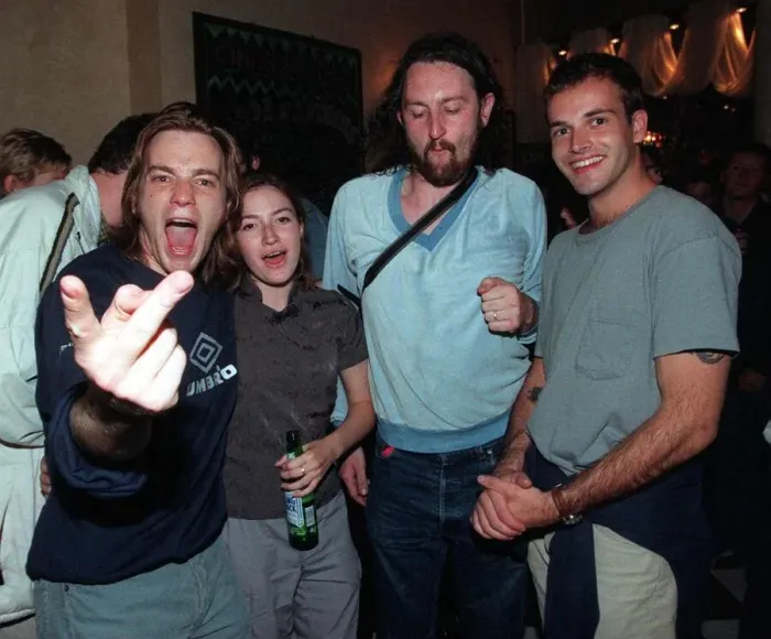 Framed Print : Ewan McGregor and Trainspotting crew in Cafe Cini