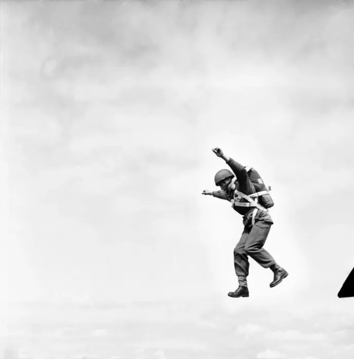 Framed Print : Ex Parachutist of the Teritonal Army jumps from a balloon at 800 feet above Ely Framed Print : Ex Parachutist of the Teritonal Army jumps from a balloon at 800 feet above Ely