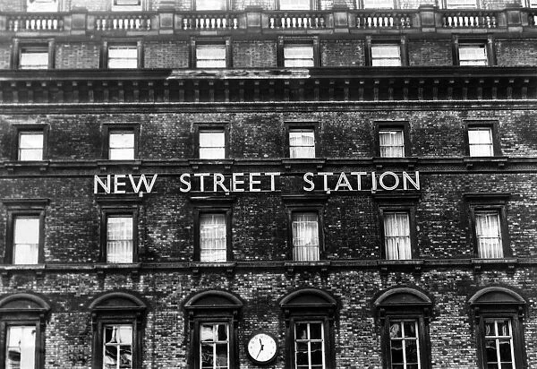 Exterior view of Birmingham New Street Railway Station, West Midlands. circa 1960