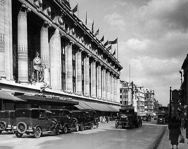 Exterior view of Selfridges store in Oxford Street, central London. 2nd October 1934