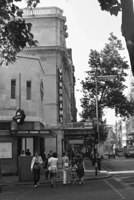 Framed Print : Exterior view of the Wyndhams Theatre adjacent to Leicester Square underground Framed Print : Exterior view of the Wyndhams Theatre adjacent to Leicester Square underground