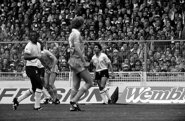 F. A. Cup Final. Manchester City 1 v. Tottenham Hotspur 1. May 1981 MF02-30-058