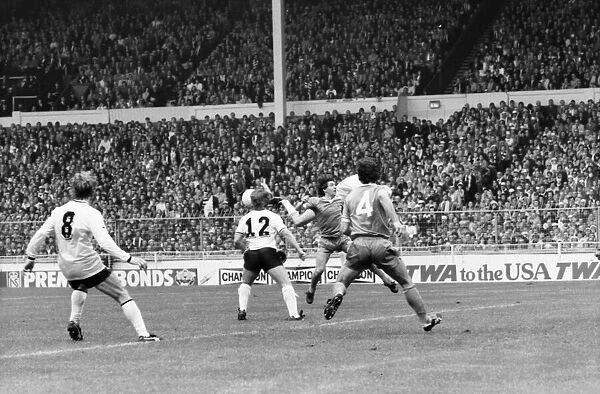 F. A. Cup Final. Manchester City 1 v. Tottenham Hotspur 1. May 1981 MF02-31-038