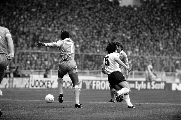 F. A. Cup Final. Manchester City 1 v. Tottenham Hotspur 1. May 1981 MF02-30-068