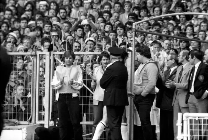 Framed Print : F. A. Cup Final. Manchester City 1 v. Tottenham Hotspur 1. May 1981 MF02-30-090 Framed Print : F. A. Cup Final. Manchester City 1 v. Tottenham Hotspur 1. May 1981 MF02-30-090