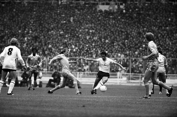 F. A. Cup Final. Manchester City 1 v. Tottenham Hotspur 1. May 1981 MF02-31-005