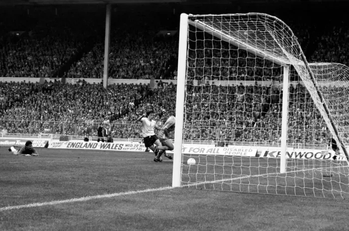 Framed Print : F. A. Cup Final. Manchester City 1 v. Tottenham Hotspur 1. May 1981 MF02-30-110