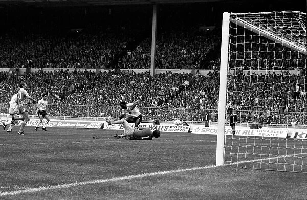F. A. Cup Final. Manchester City 1 v. Tottenham Hotspur 1. May 1981 MF02-30-130