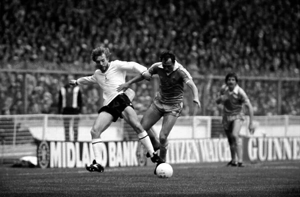 F. A. Cup Final. Manchester City 1 v. Tottenham Hotspur 1. May 1981 MF02-30-034