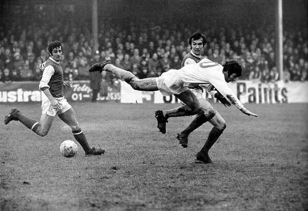 F. A. Cup: Yeovil v. Arsenal: 3rd Round. January 1971 71-00138-005