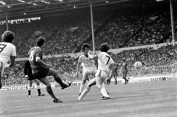 F. A Community Shield. Liverpool 1 v. West Ham United 0. August 1980 LF04-05-035