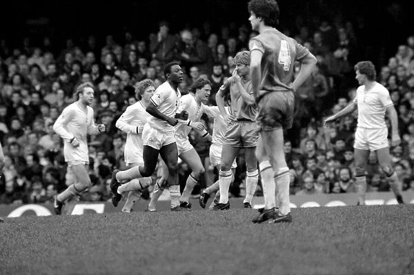 F. A Cup Football. Chelsea 2 v. Tottenham Hotspurs 3. F. A. Cup March 1982 LF08-16