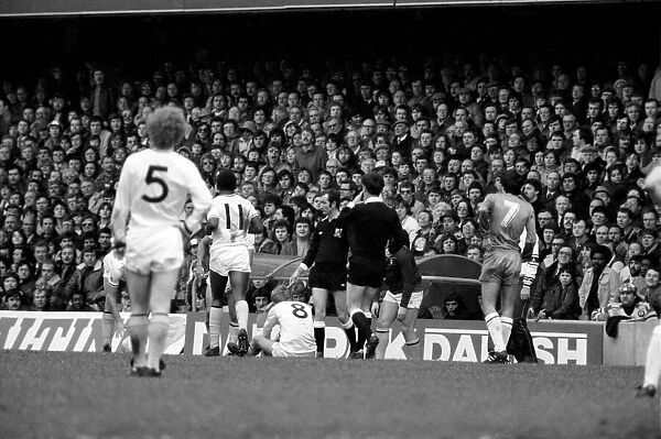 F. A Cup Football. Chelsea 2 v. Tottenham Hotspurs 3. F. A. Cup March 1982 LF08-16-061