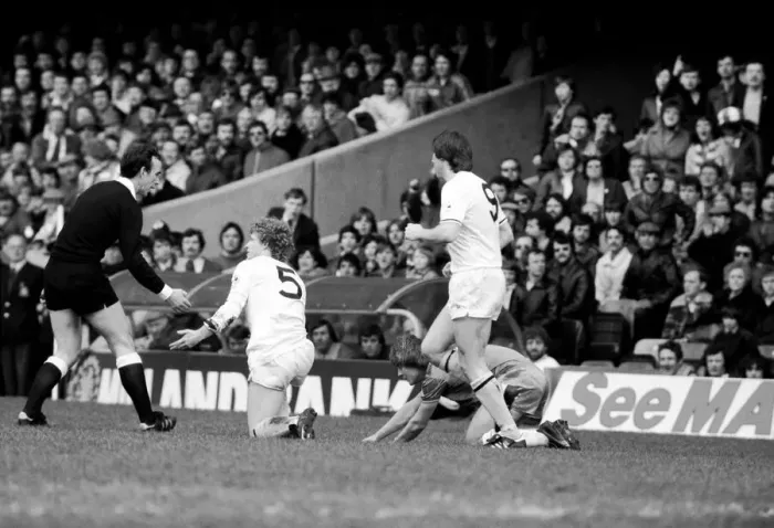 Framed Print : F. A Cup Football. Chelsea 2 v. Tottenham Hotspurs 3. F. A. Cup March 1982 LF08-16-175 Framed Print : F. A Cup Football. Chelsea 2 v. Tottenham Hotspurs 3. F. A. Cup March 1982 LF08-16-175