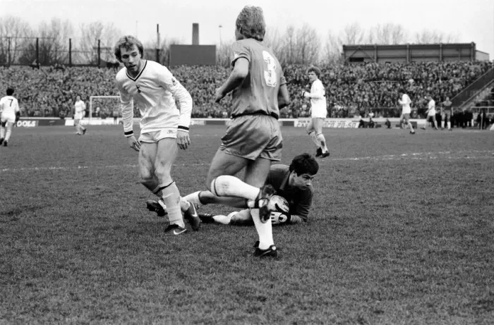 Framed Print : F. A Cup Football. Chelsea 2 v. Tottenham Hotspurs 3. F. A. Cup March 1982 LF08-16-198