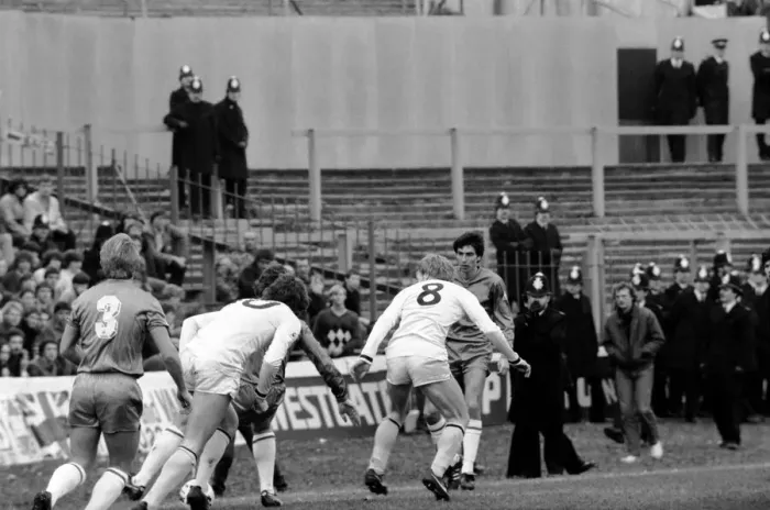 Framed Print : F. A Cup Football. Chelsea 2 v. Tottenham Hotspurs 3. F. A. Cup March 1982 LF08-16-098 Framed Print : F. A Cup Football. Chelsea 2 v. Tottenham Hotspurs 3. F. A. Cup March 1982 LF08-16-098