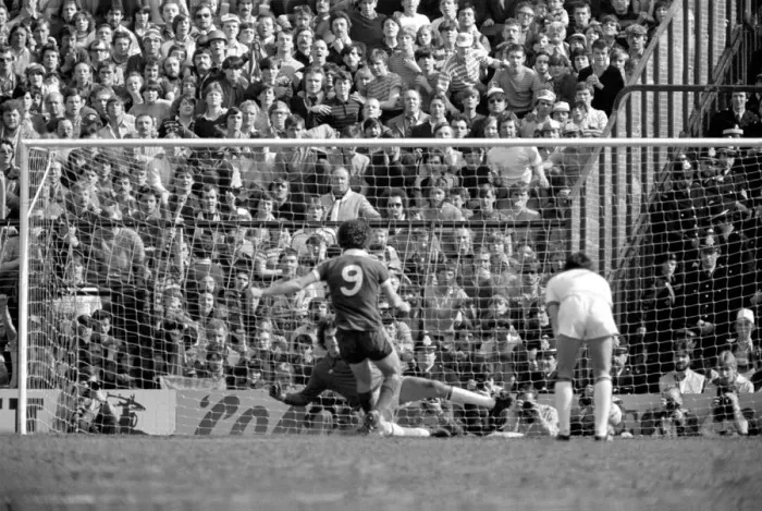 Framed Print : F. A Cup Semi Final - West Ham 1 v. Everton 1. April 1980 LF02-26-051 Framed Print : F. A Cup Semi Final - West Ham 1 v. Everton 1. April 1980 LF02-26-051