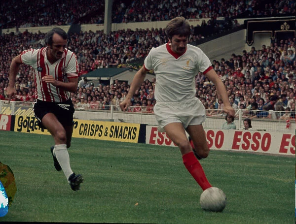FA Charity Shield Liverpool v Southampton. August 1976 Southamptons Peter Rodrigues