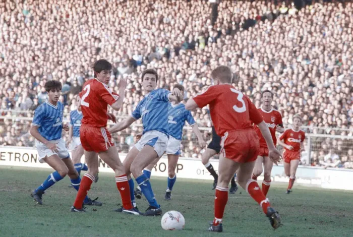 Framed Print : FA Cup 4th round match at The Den. Final score Millwall 0 v Liverpool 2 Framed Print : FA Cup 4th round match at The Den. Final score Millwall 0 v Liverpool 2