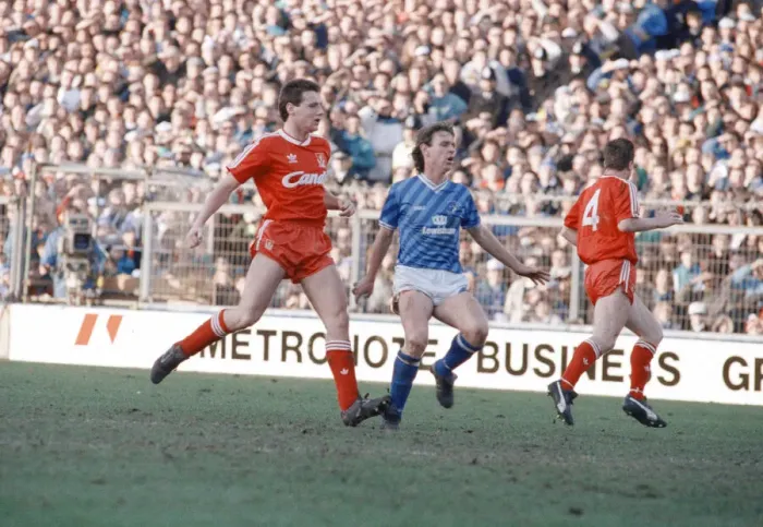 Framed Print : FA Cup 4th round match at The Den. Final score Millwall 0 v Liverpool 2 Framed Print : FA Cup 4th round match at The Den. Final score Millwall 0 v Liverpool 2